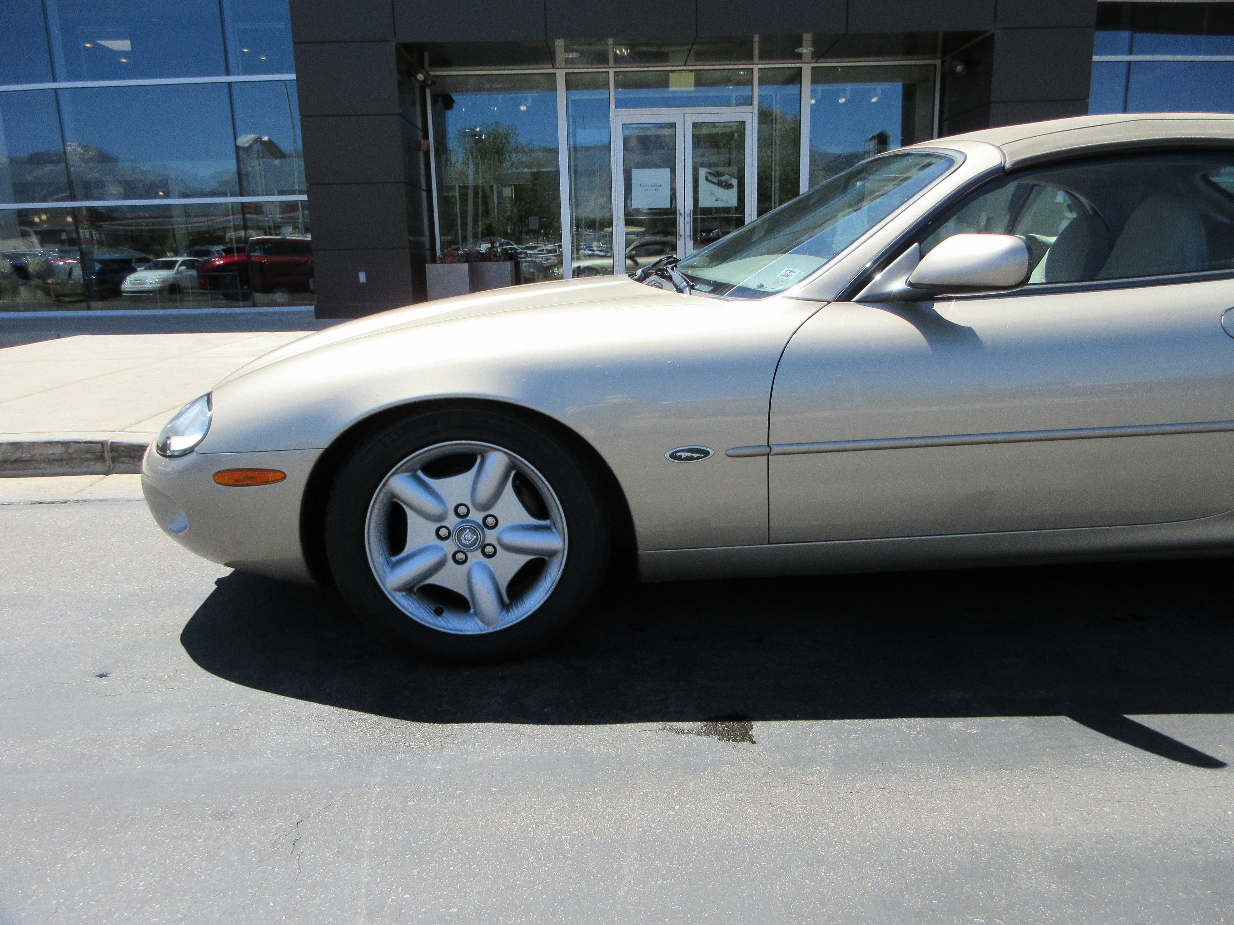 jaguar xk series 1998 SAJGX2242WC030681 image jaguar xk series 1998 SAJGX2242WC030681 image
